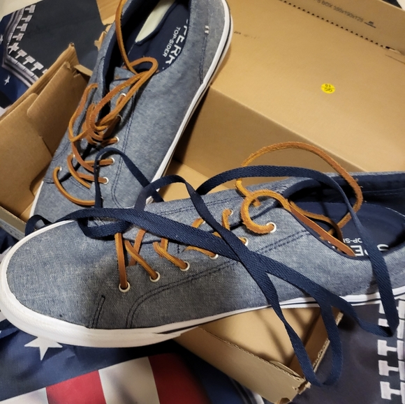 Sperry Loafers - Picture 3 of 4